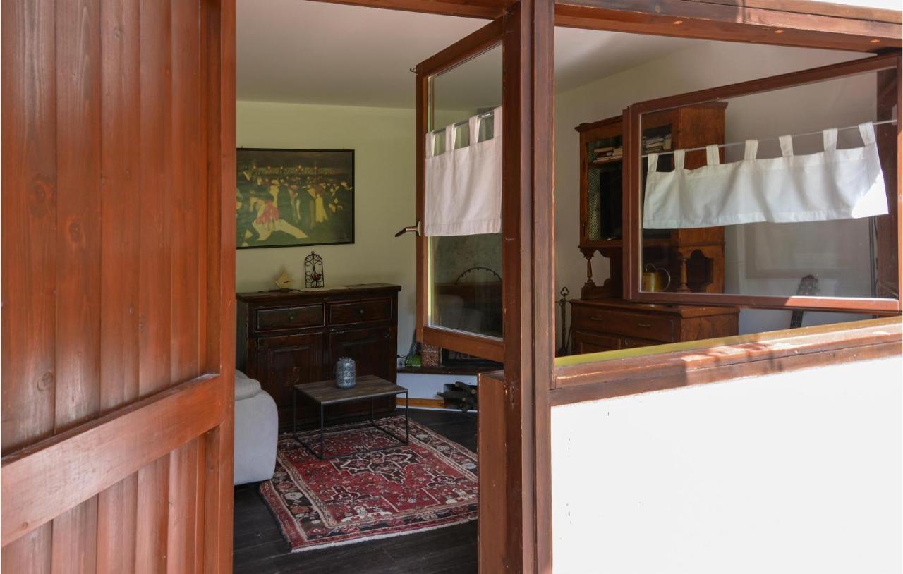 Cozy Apartment In Busa Di Villotta With Wifi Piancavallo Luaran gambar